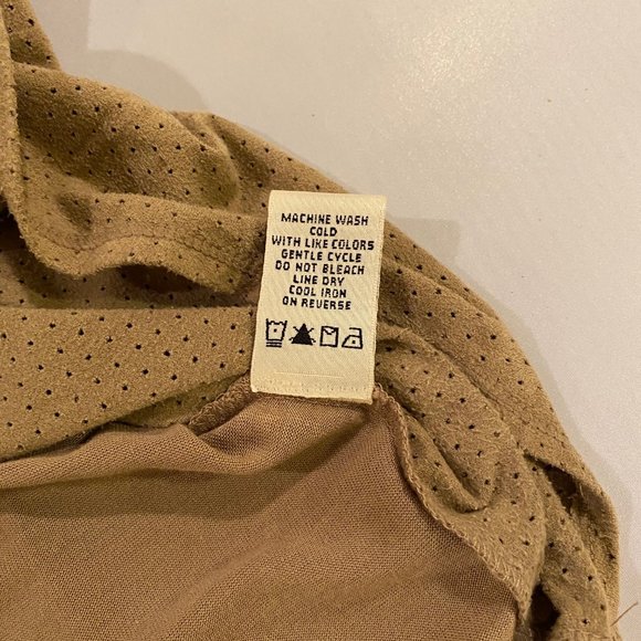 Max Studio Faux suede Beige Top - Picture 5 of 6